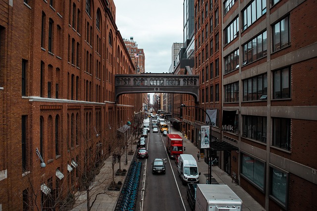 team reviewing gold market analysis workflow with AI dashboards in a New York office